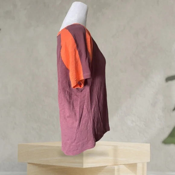 ✨NWT two tone plumb and prune tee ✨ - Picture 4 of 7